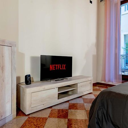 -Near Arena & Giuletta- Pet Friendly Mazzini Palace Verona Exteriér fotografie