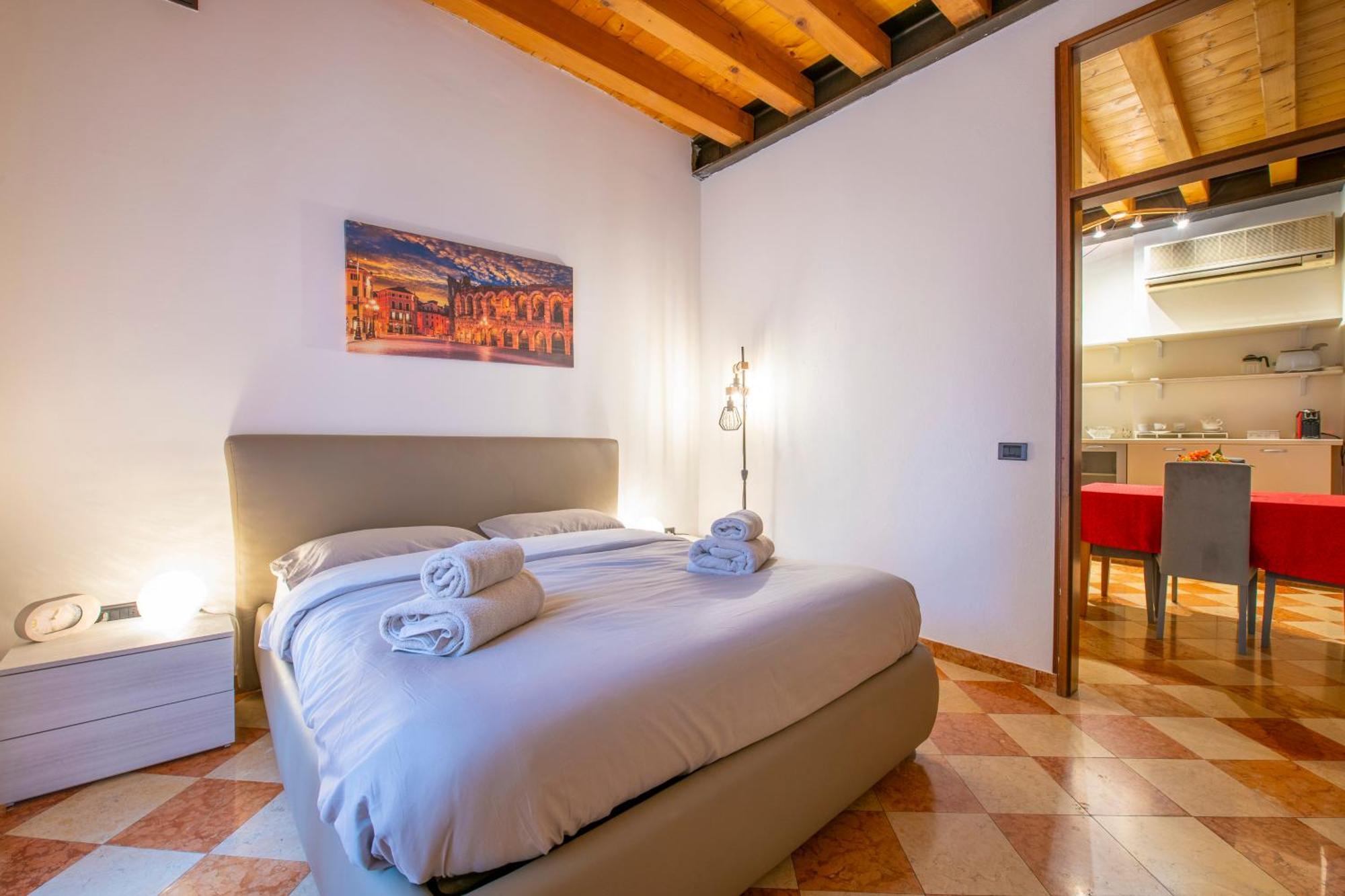 -Near Arena & Giuletta- Pet Friendly Mazzini Palace Verona Exteriér fotografie